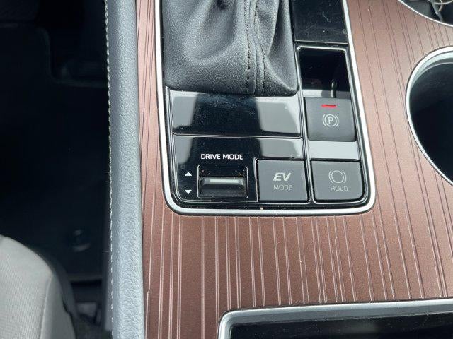 2024 Toyota Sienna LE 8 Passenger
