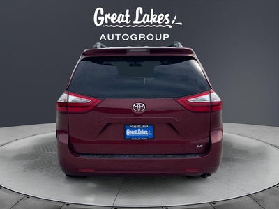 2017 Toyota Sienna LE 8 Passenger