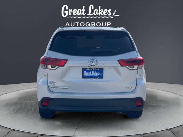 2019 Toyota HIGHLANDER XLE