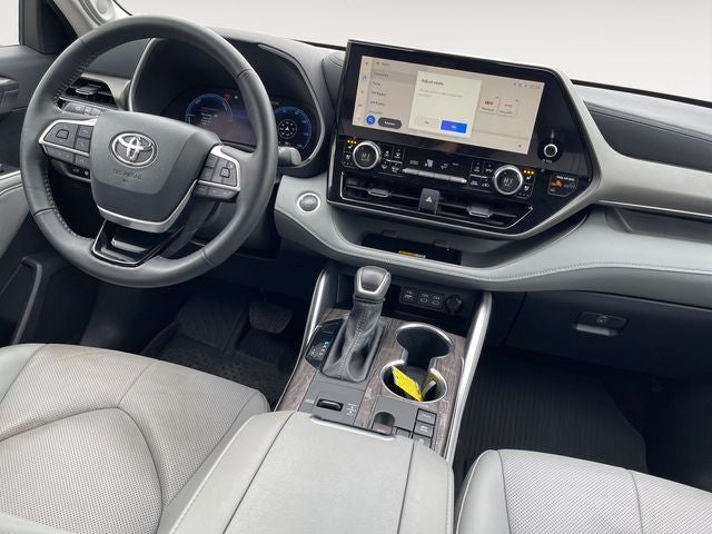 2024 Toyota HIGHLANDER HEV Limited