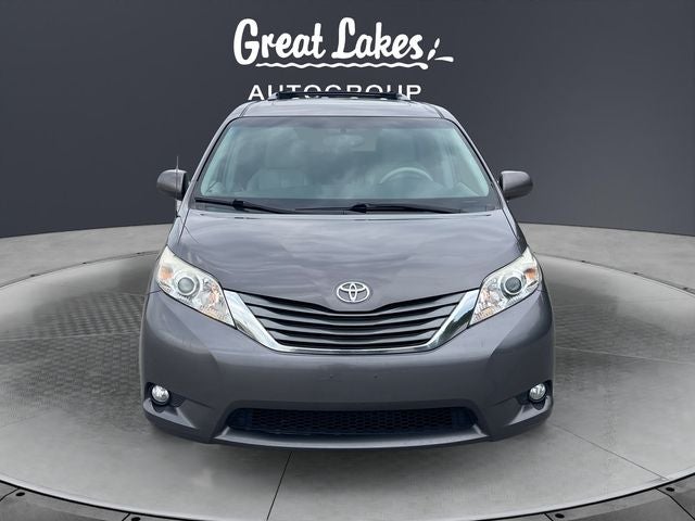 2013 Toyota SIENNA XLE 3.5L XLE 8 Passenger