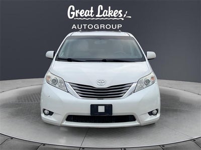 2017 Toyota SIENNA XLE 3.5L XLE 7 Passenger