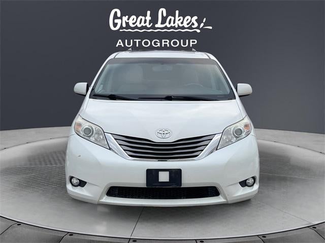 2017 Toyota SIENNA XLE 3.5L XLE 7 Passenger