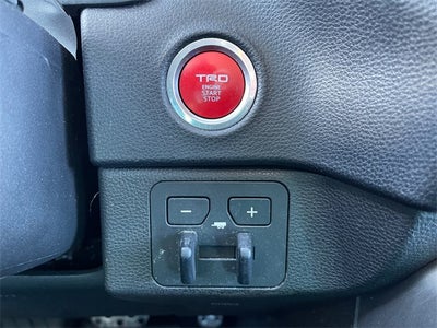 2024 Toyota TUNDRA 4X4 SR5