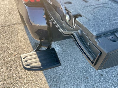 2025 Toyota TUNDRA 4X4 Platinum