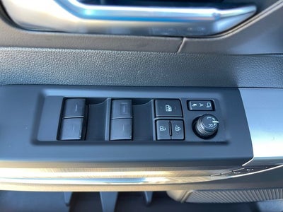 2025 Toyota TUNDRA 4X4 Platinum