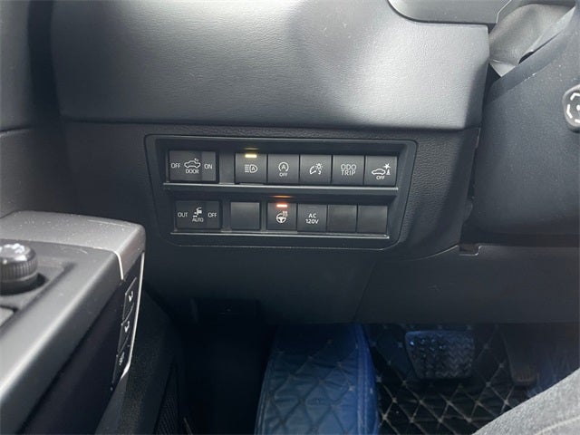 2022 Toyota TUNDRA 4X4 Platinum