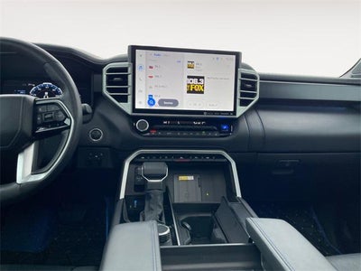 2022 Toyota TUNDRA 4X4 Platinum