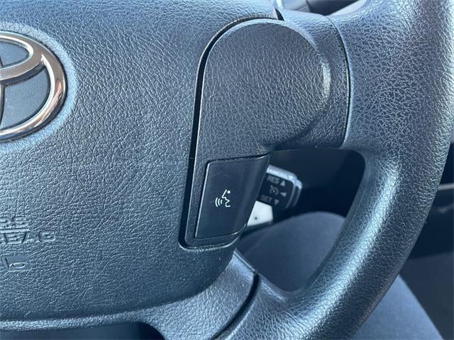 2012 Toyota TUNDRA 4X4 Grade 4.6L V8