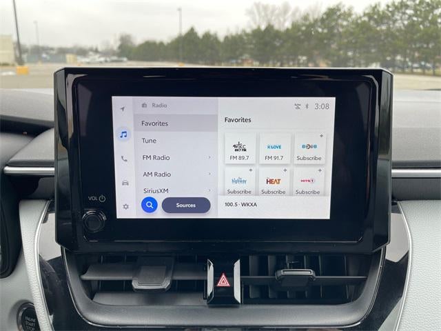 2024 Toyota COROLLA SE