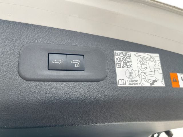 2025 Toyota Toyota Crown Signia XLE