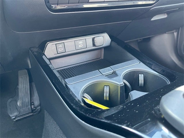 2025 Toyota PRIUS Limited