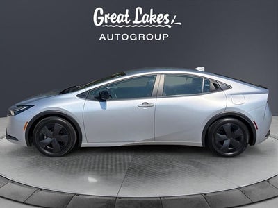 2025 Toyota Prius LE