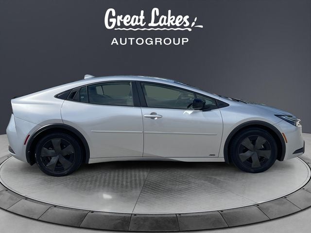 2024 Toyota PRIUS LE