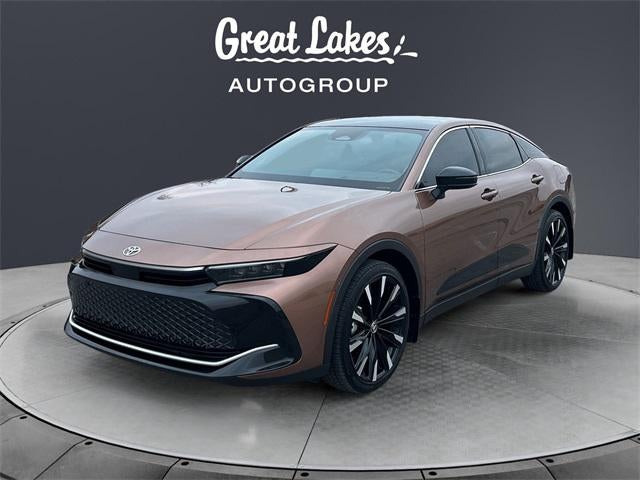 2026 Toyota CROWN Platinum