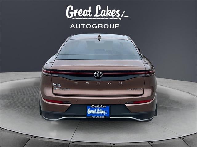 2026 Toyota CROWN Platinum