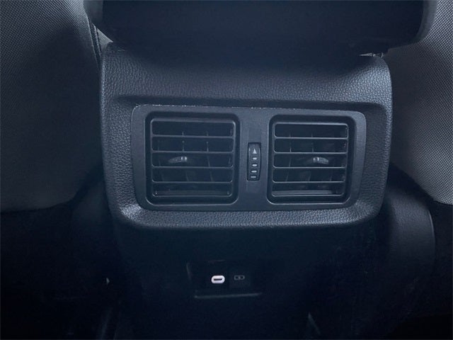 2024 Toyota Venza LE