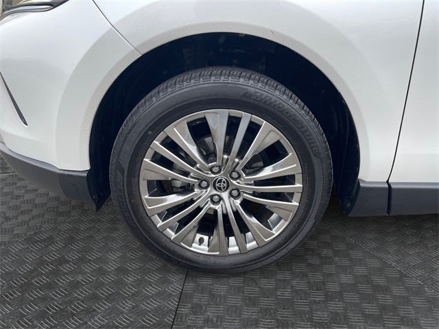 2023 Toyota Venza XLE