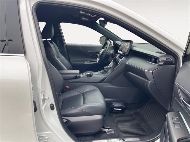 2023 Toyota Venza XLE