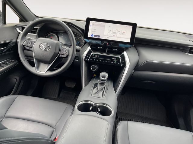 2024 Toyota Venza LE