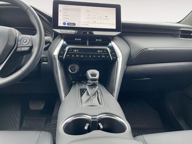 2024 Toyota Venza LE