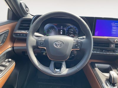 2026 Toyota Toyota Crown Signia Limited